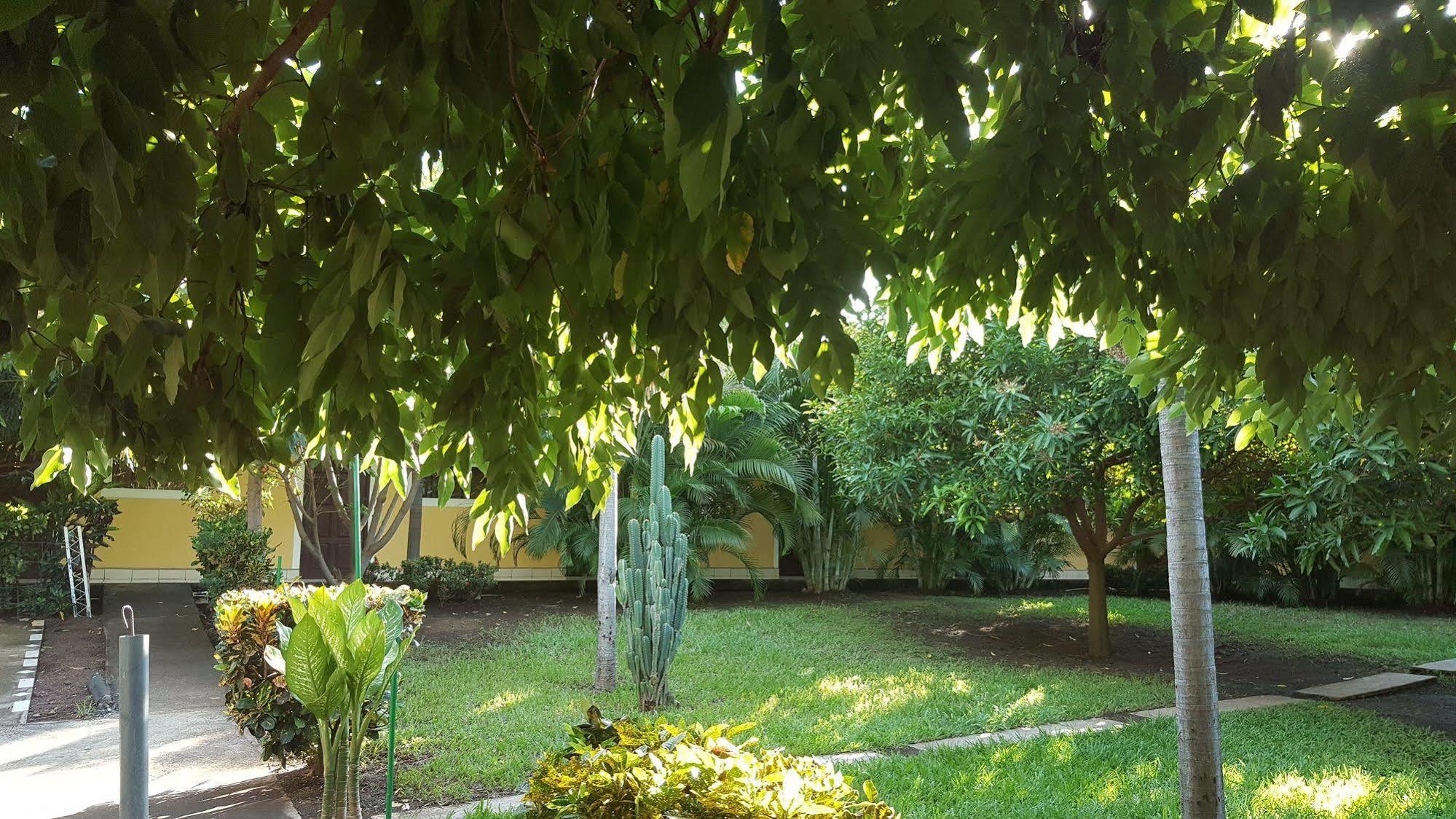 Hotel La Arboleda Managua Eksteriør bilde