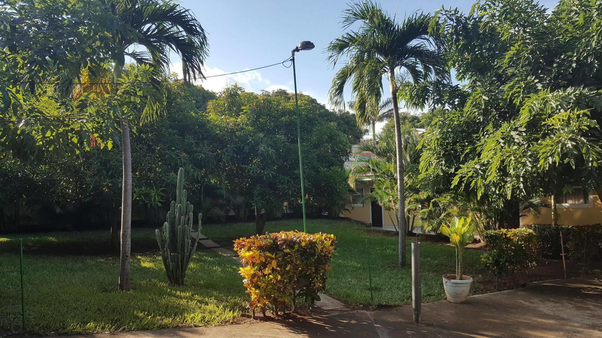 Hotel La Arboleda Managua Eksteriør bilde