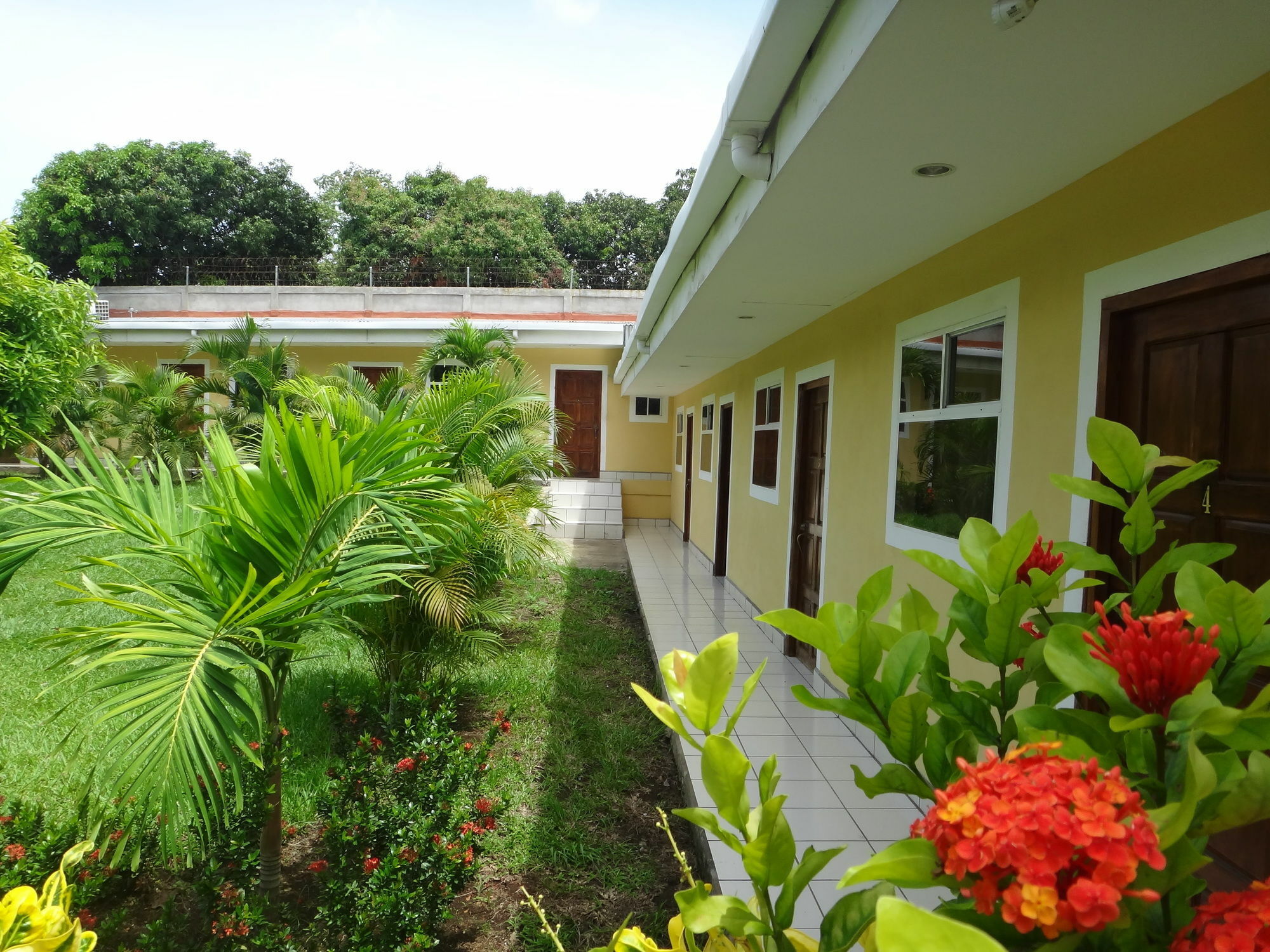 Hotel La Arboleda Managua Eksteriør bilde
